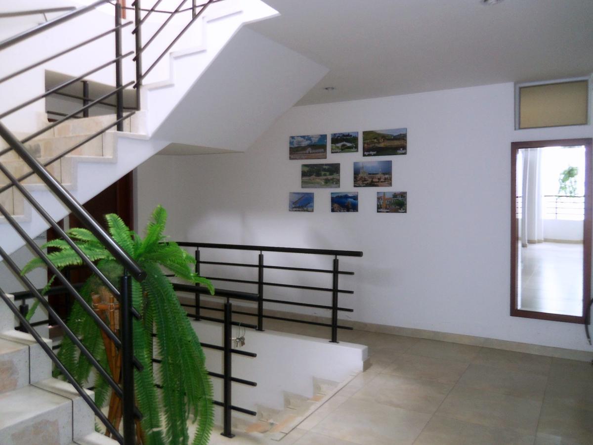Hotel Milan Ντουιτάμα Εξωτερικό φωτογραφία